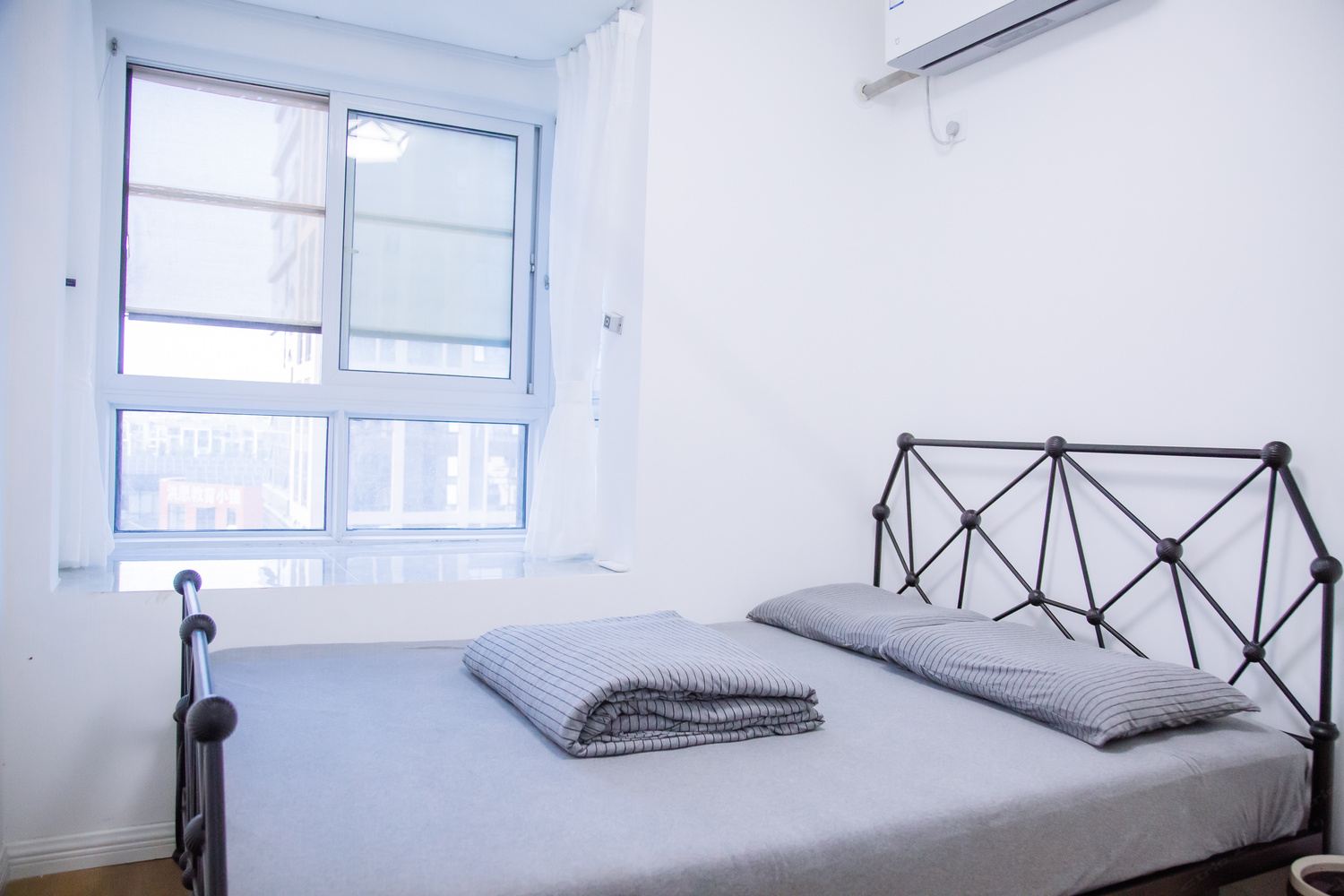 清新二室一厅套房