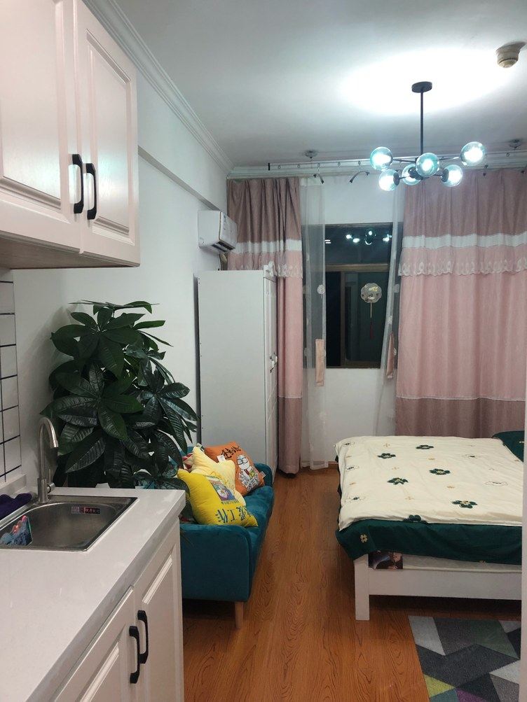 臻品大床房