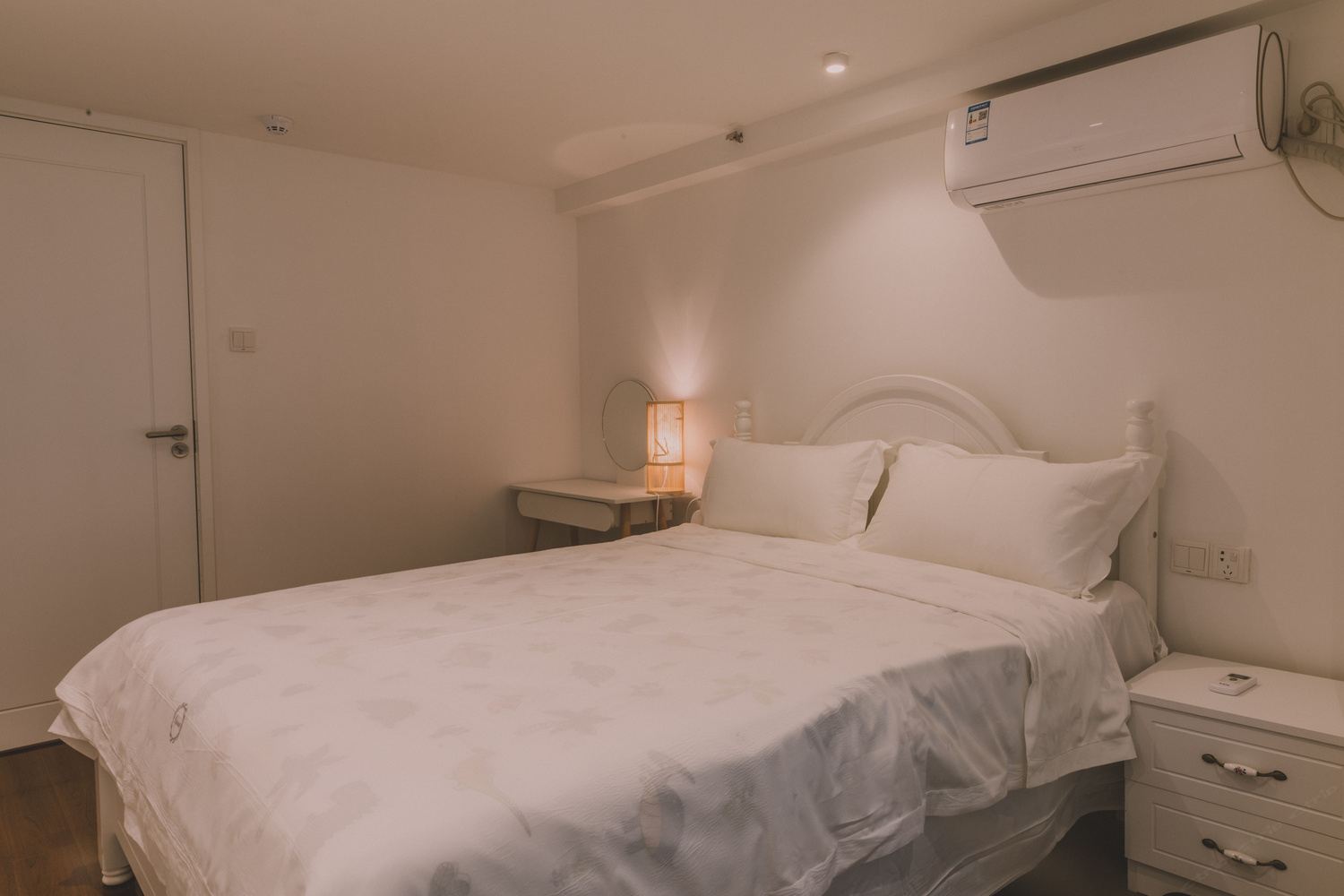 普通loft一室一厅套房