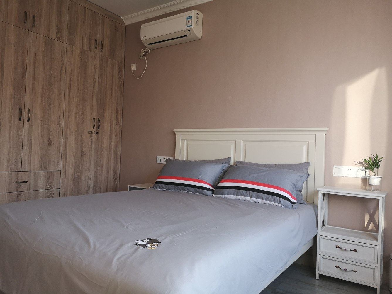 湖景二室一厅套房