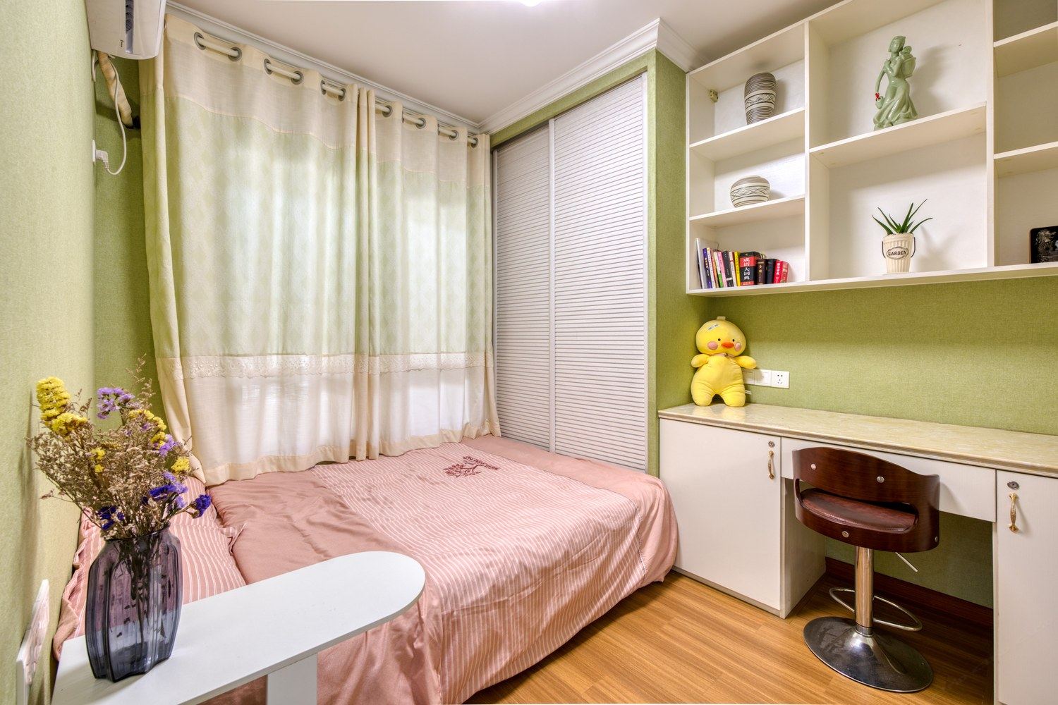 无锡诗雨阁公寓