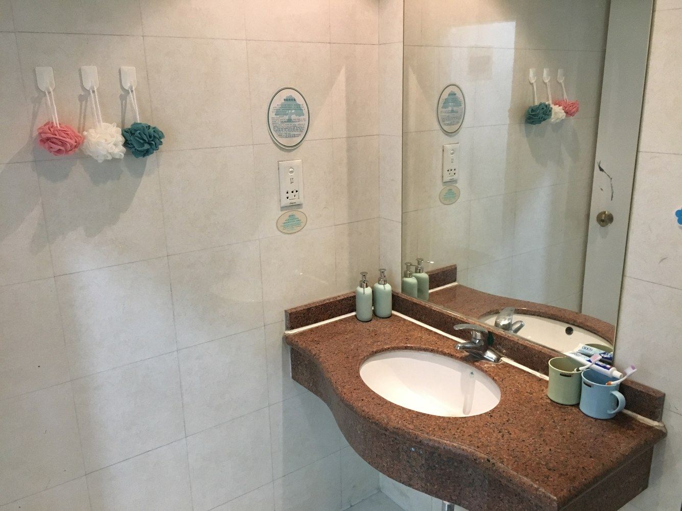 休闲精装一室大床房