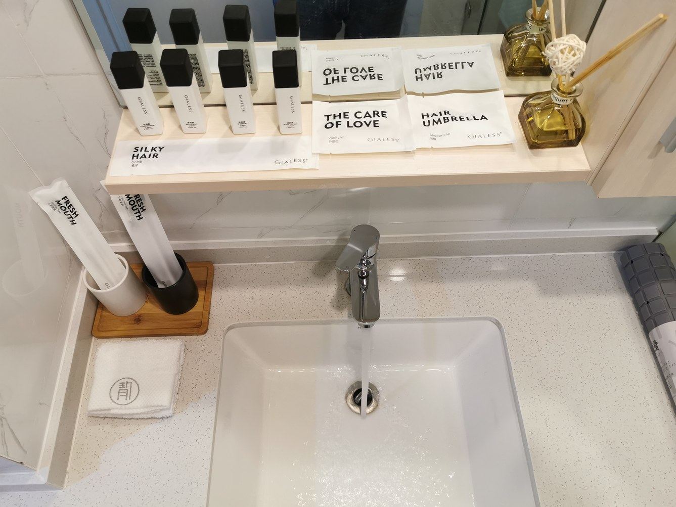 舒适艺术一室大床房