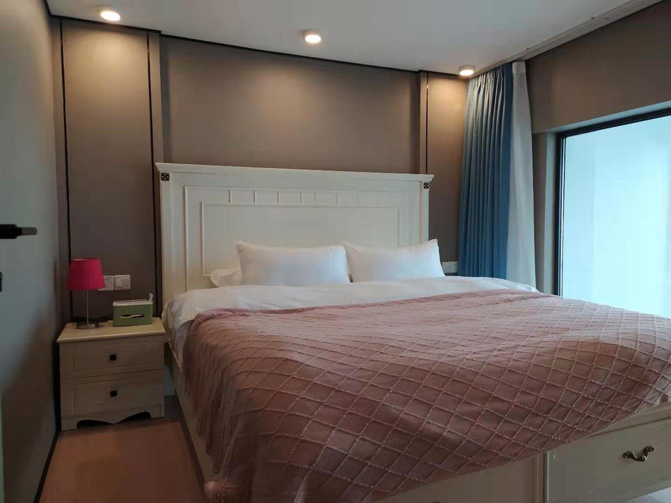 杭州鲁班十一号公寓(春波路分店)