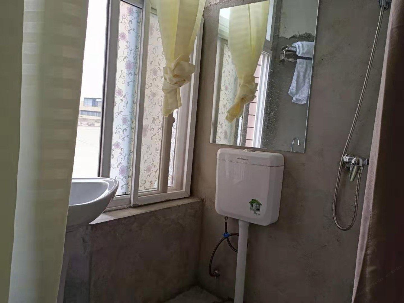 极简大床房