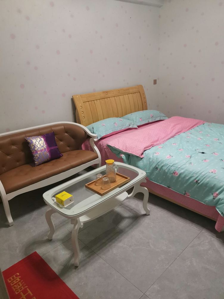乌鲁木齐彼岸鸟公寓