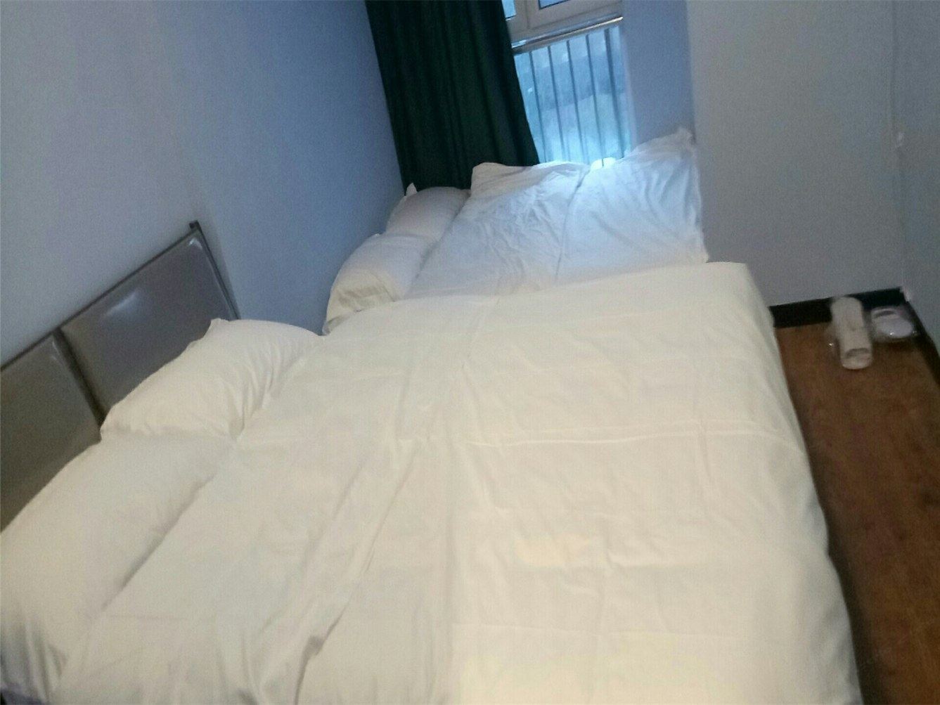 温馨一室二床房