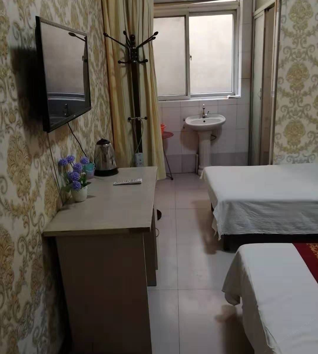 三人间