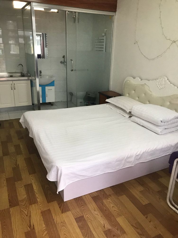 精致一室大床房