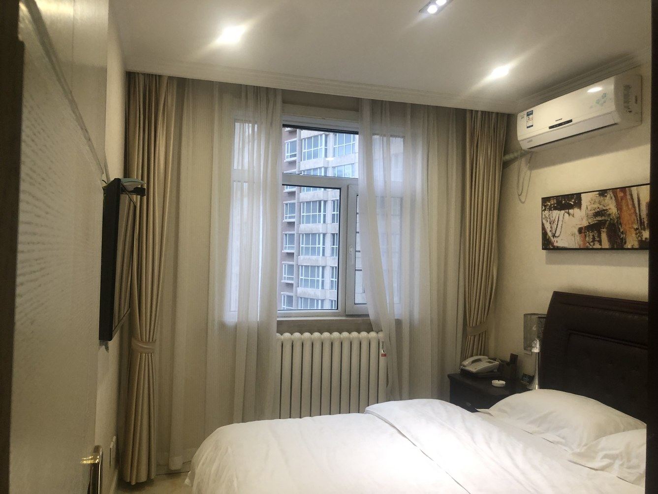 西宁雨果之家公寓(西海路分店)