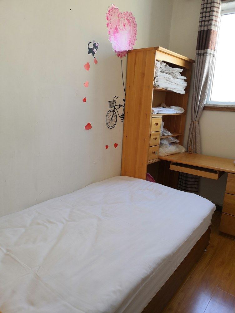 休闲一室三床房
