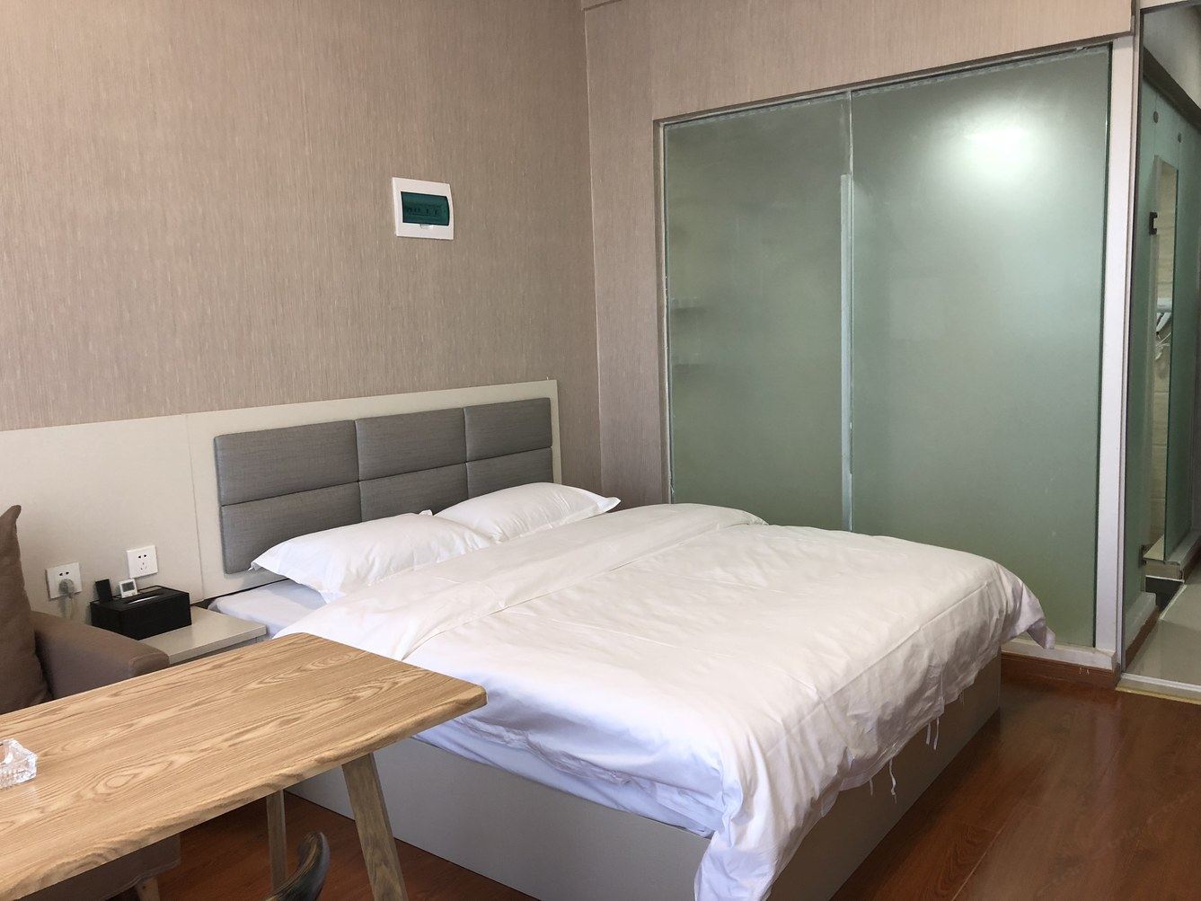 合肥梵高公寓(3号店)