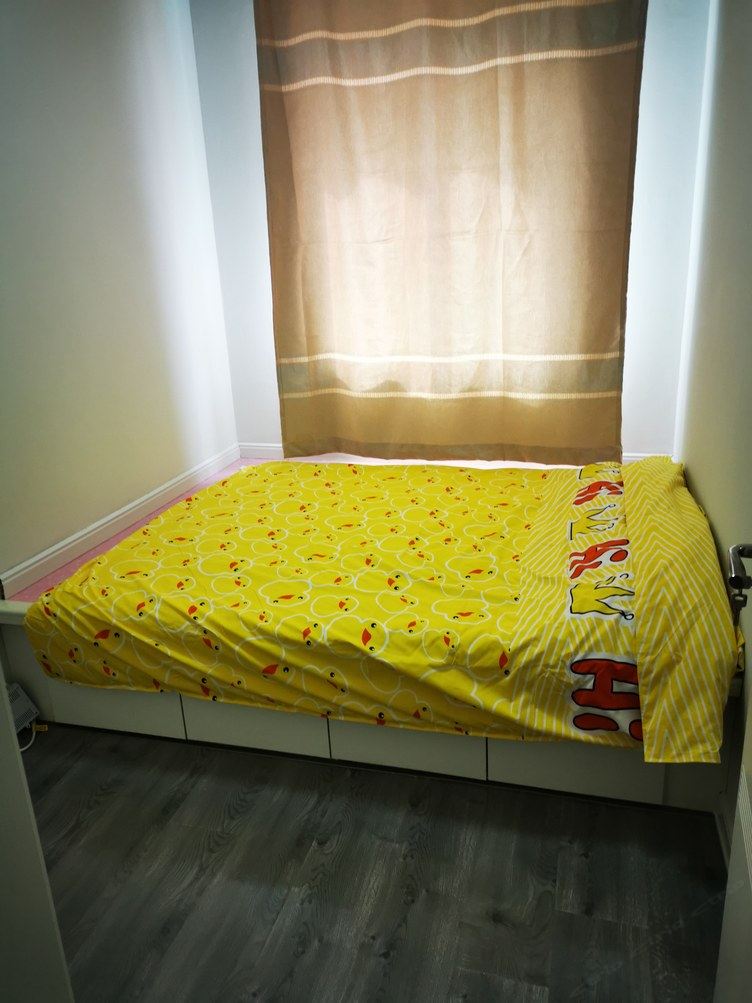 两室一厅