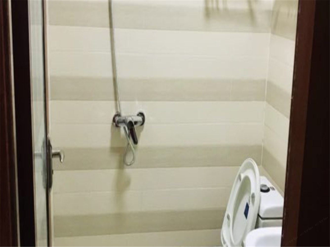 舒适大床房