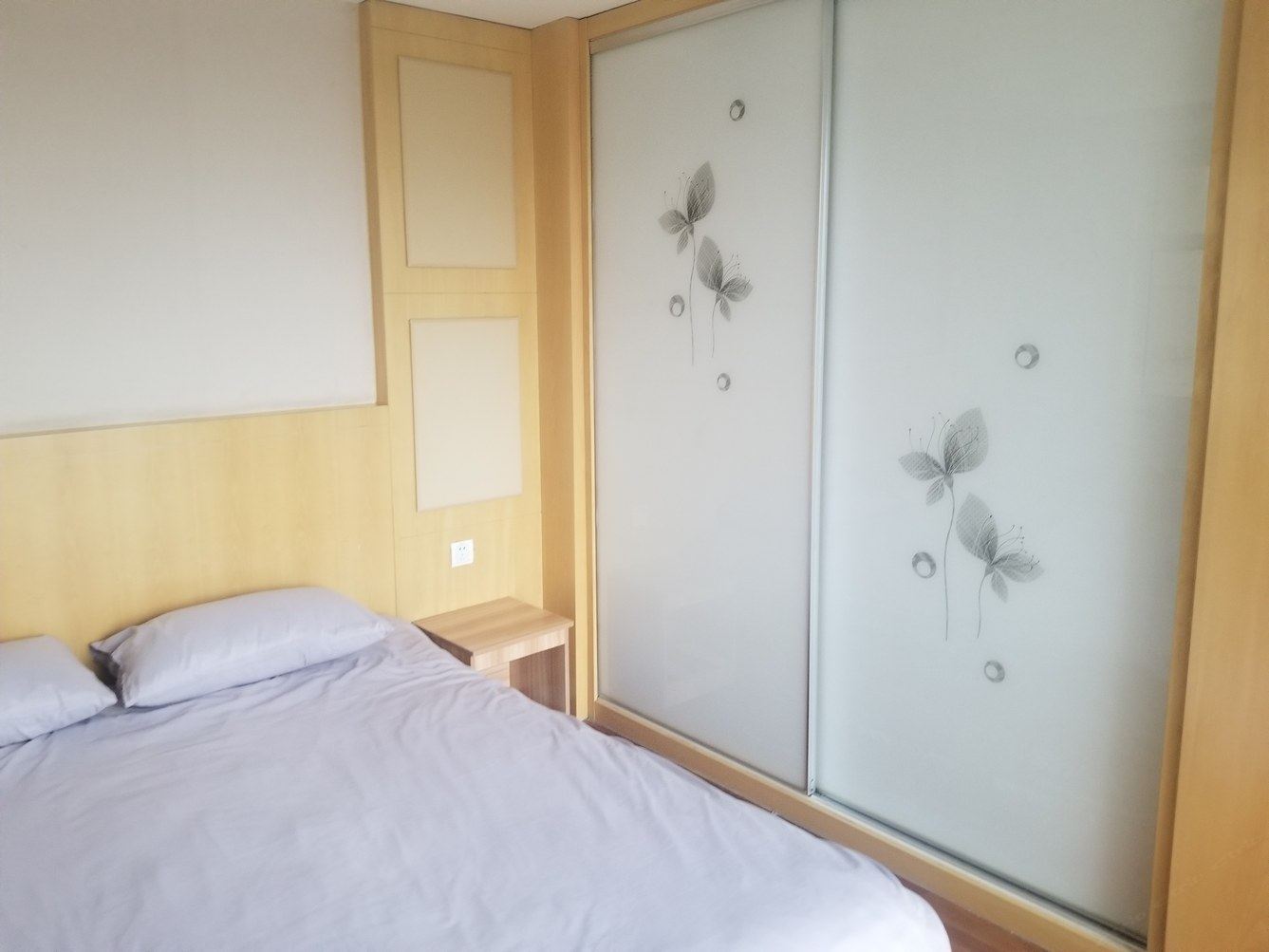 一室一厅套房