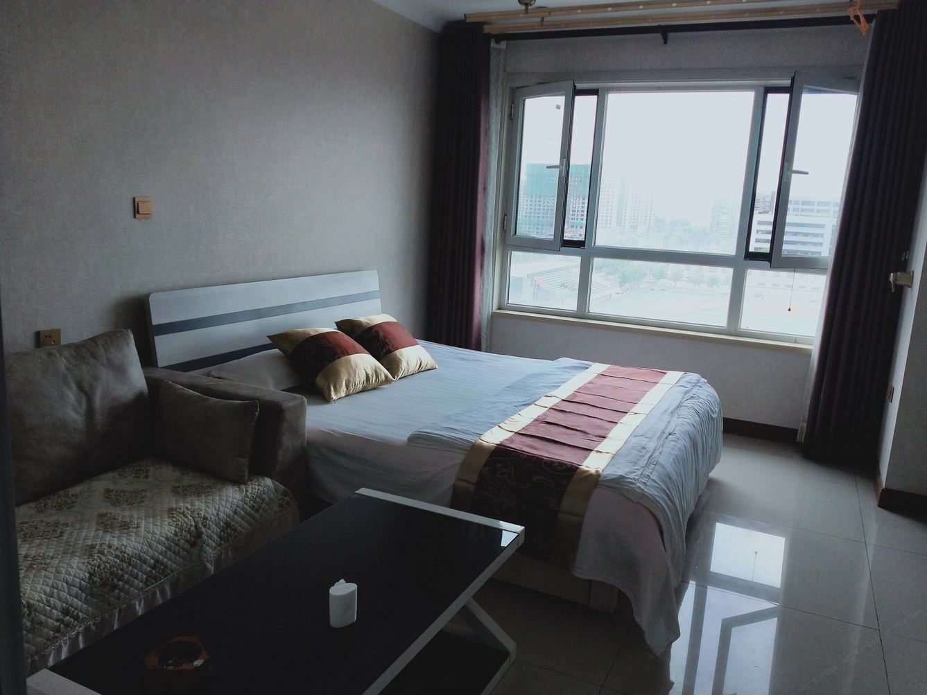 唐山日租短租休闲公寓(2号店)