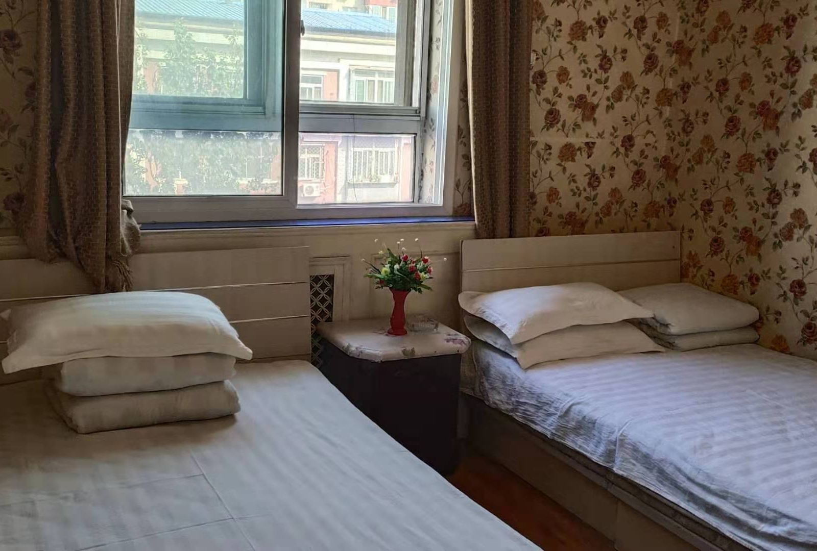 三人间
