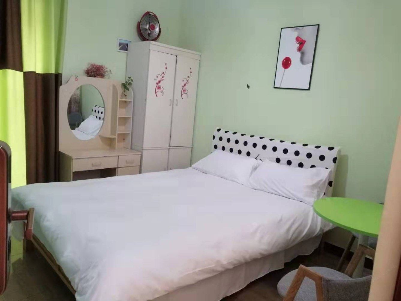 成都晨风社区忆家公寓