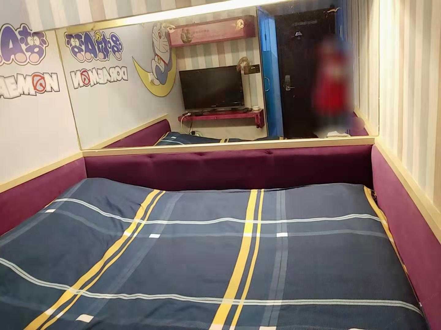 心动主题房(无窗)