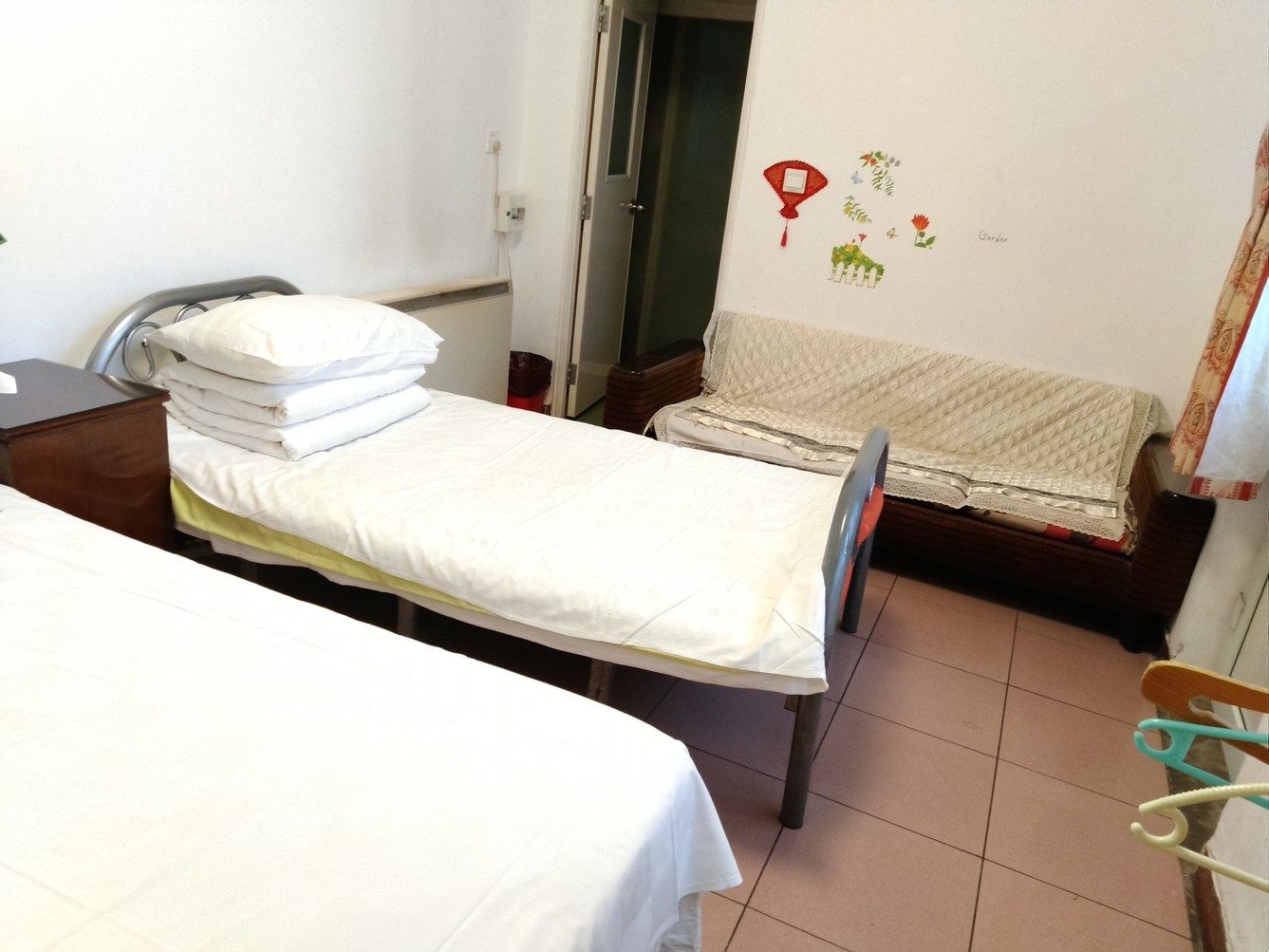 DEL北京西城区大型三甲医院附近民宿(北钱串胡同分店)