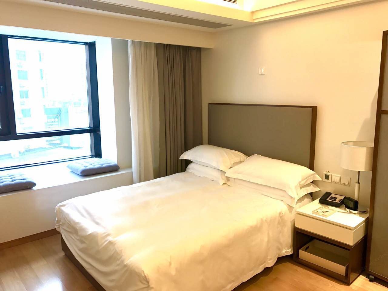 五月花服务式公寓(上海正阳路店)