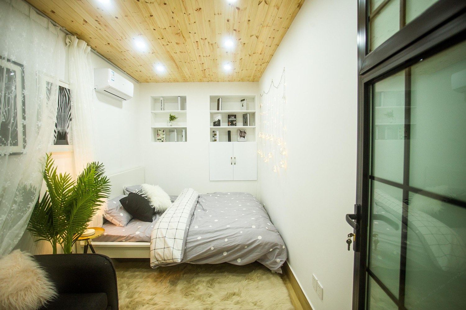 上海在路上公寓(2号店)