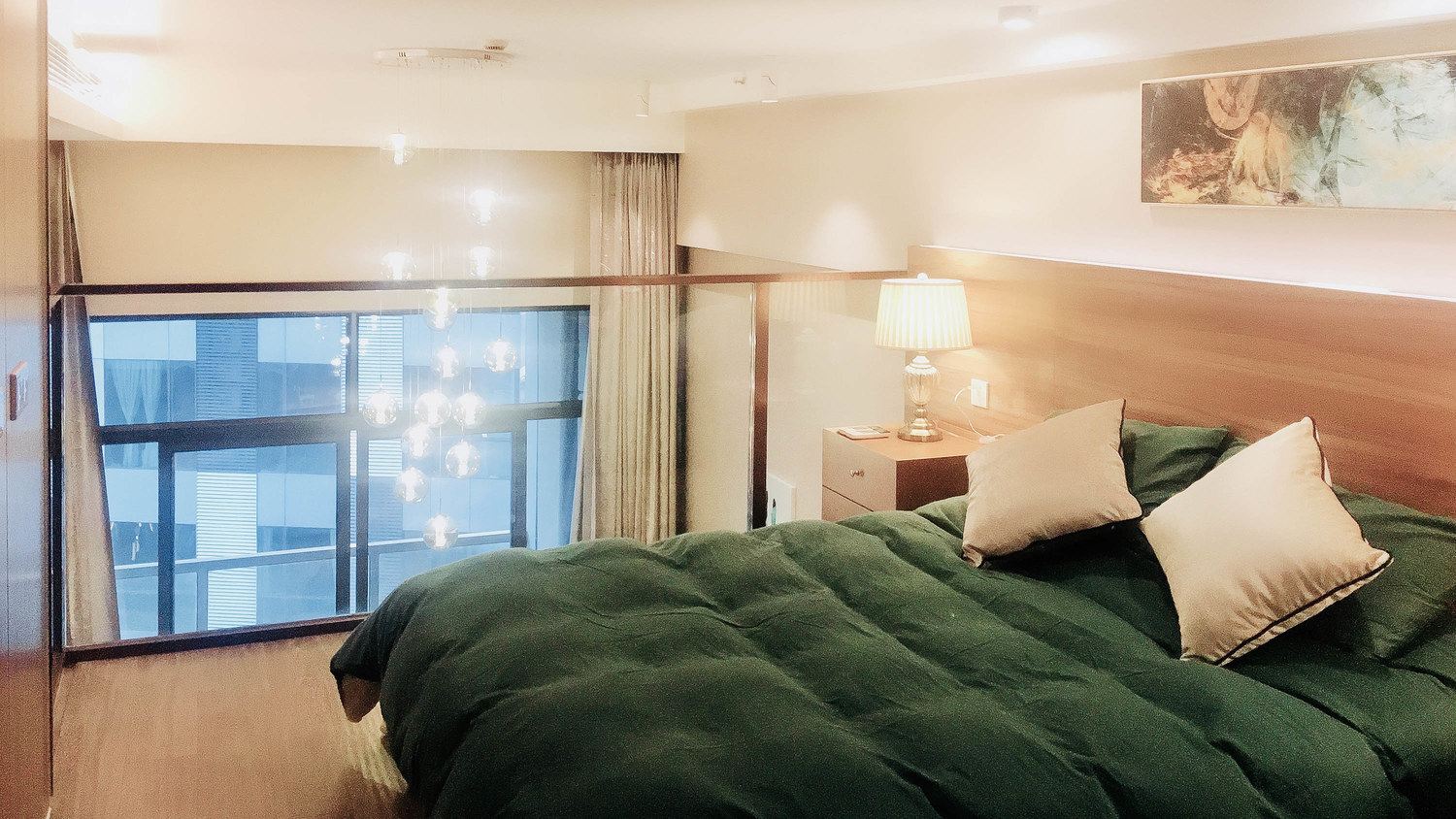 上海阳光天地雅致公寓(2号店)