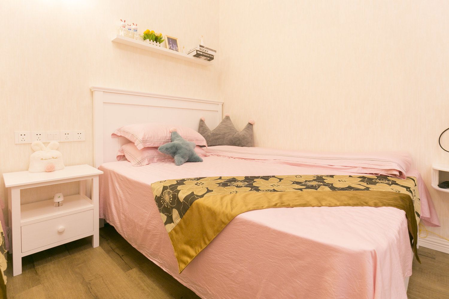 上海Julia婷婷公寓(2号店)