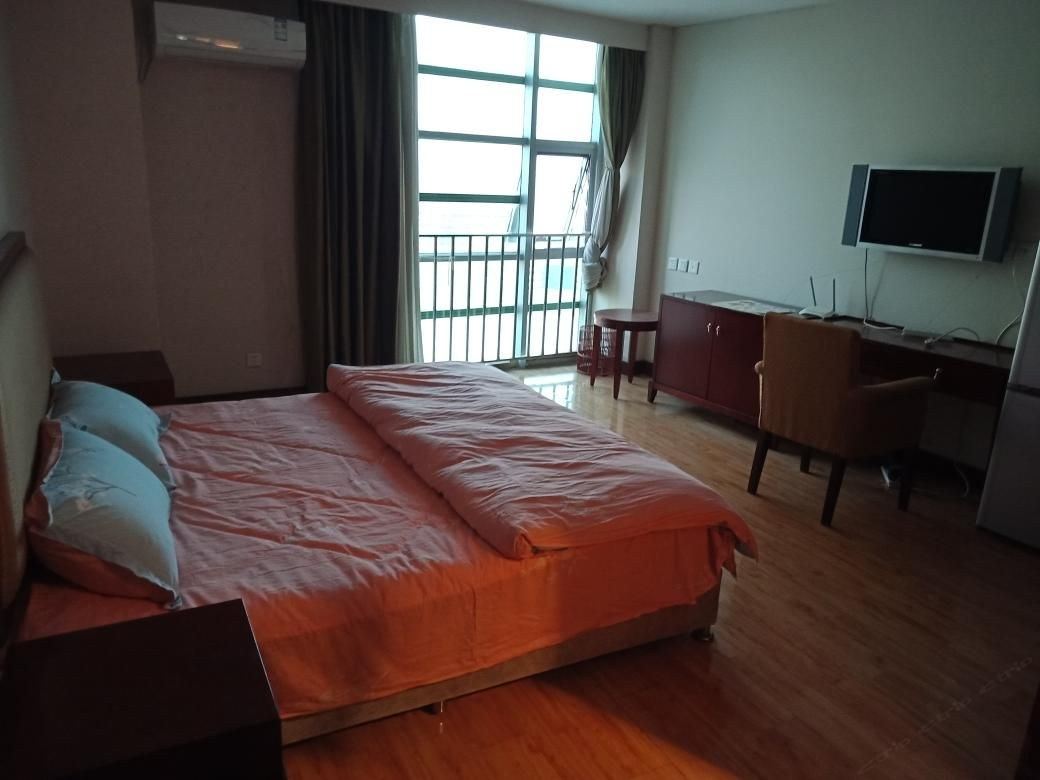 上海张先生公寓(4号店)