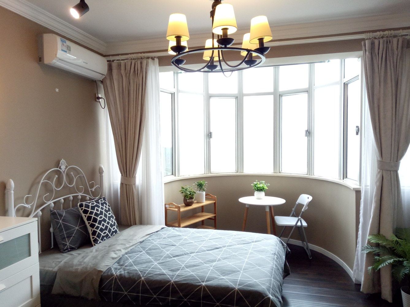 上海麦兜公寓(6号店)