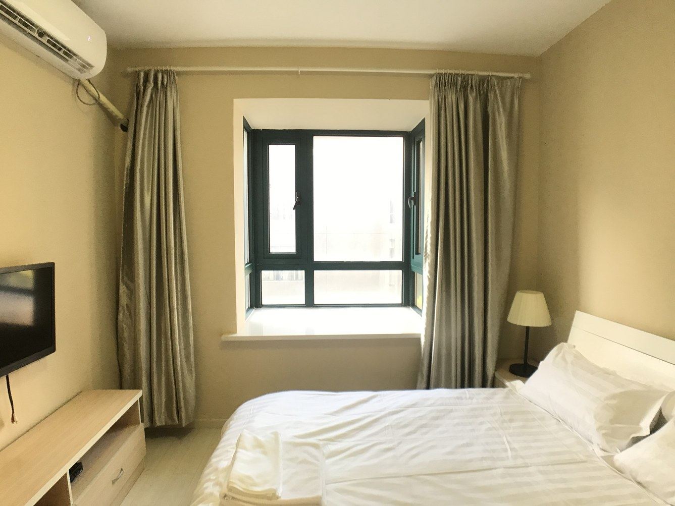 上海上海路上有你公寓(威宁路分店)