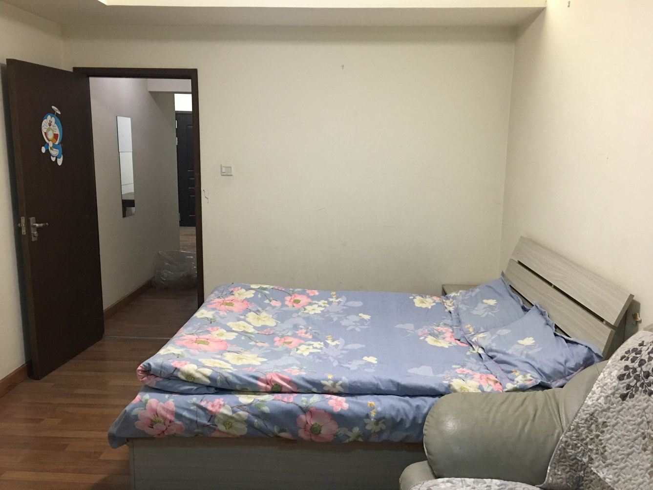 上海认真的海公寓(2号店)