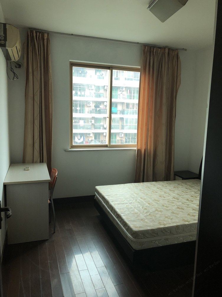 上海彩虹小屋(3号店)