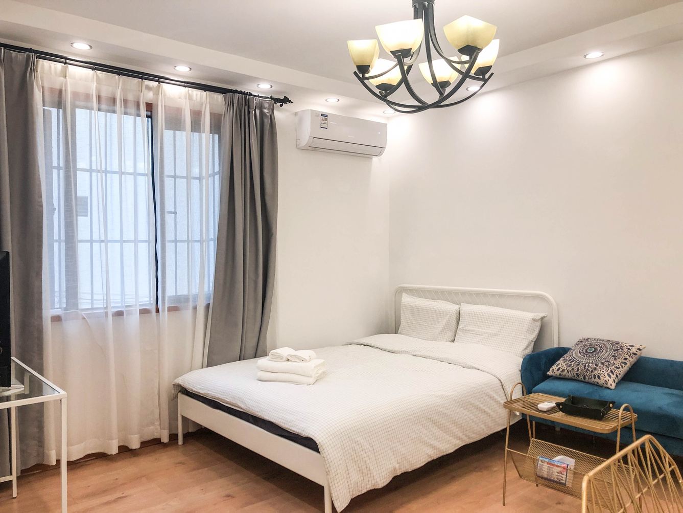 上海ShanghaiHome特色民宿(天平路分店)