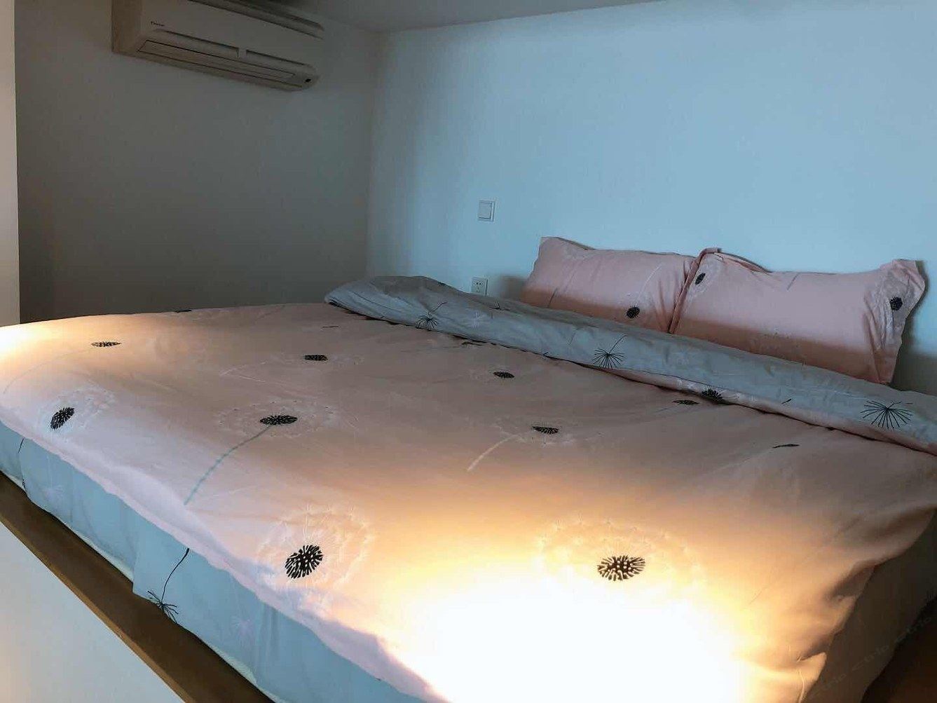 上海沉浮公寓(青舟支路分店)