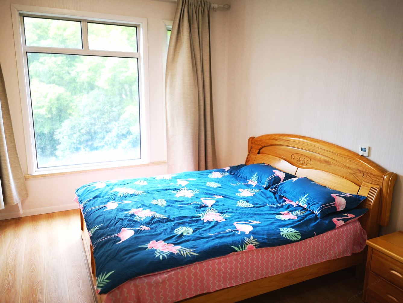 上海大华公寓(红松东路分店)