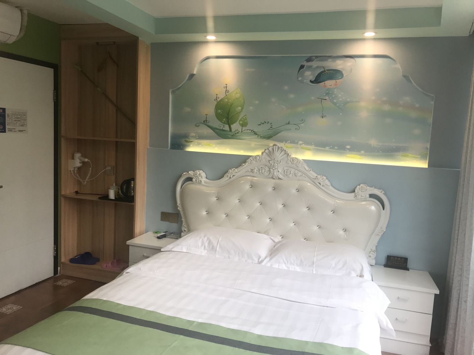 精选普通大床房