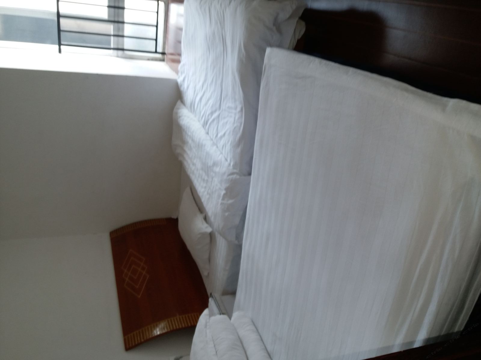 普通双人间(公共卫浴)