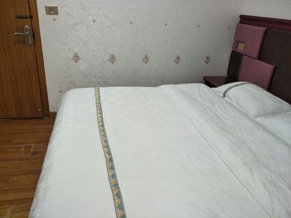 普通单间