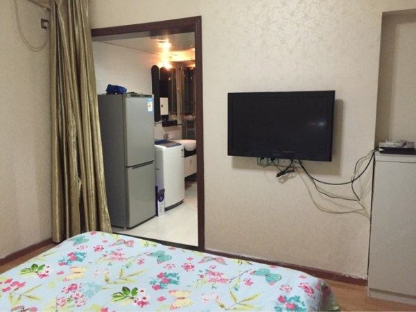 精致温暖一室大床房