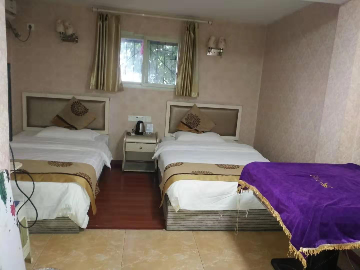阳光机麻标间