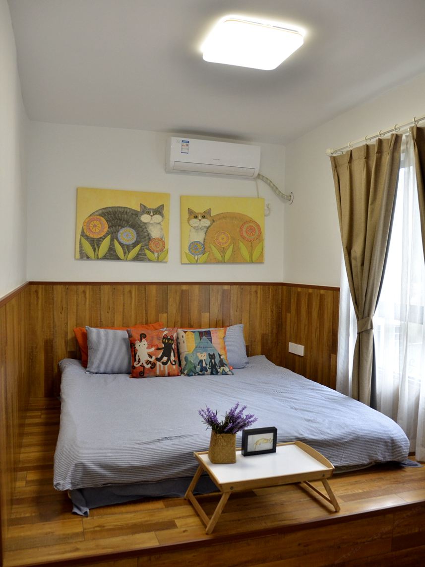 漫庐观云榻榻米大床房