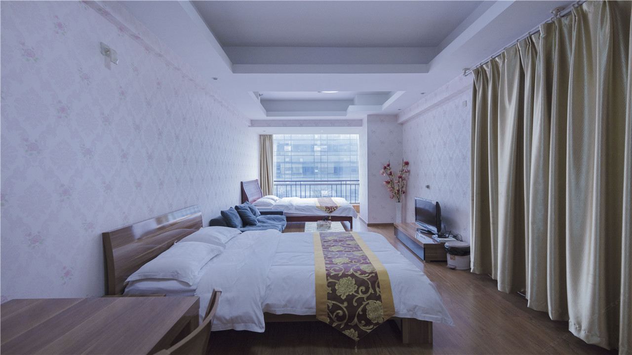 豪华双床景观套房