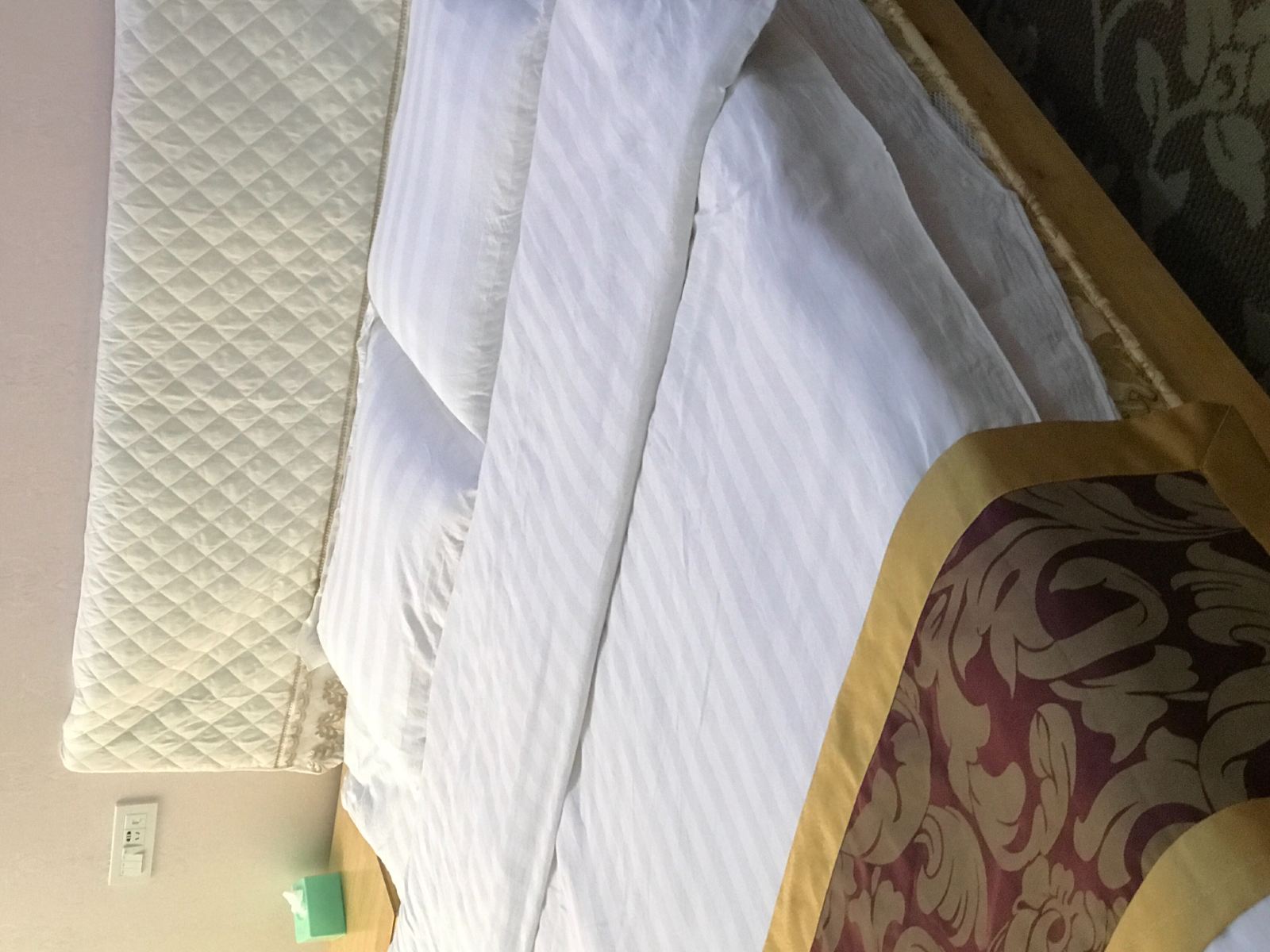 普通大床房