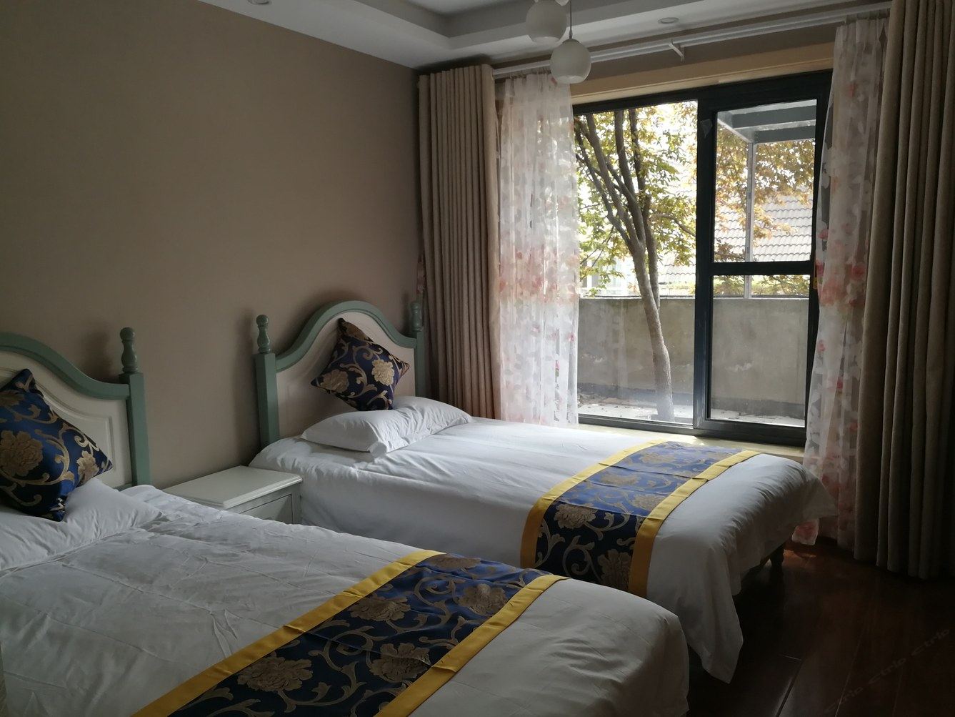 重庆汪雪冰公寓(5号店)
