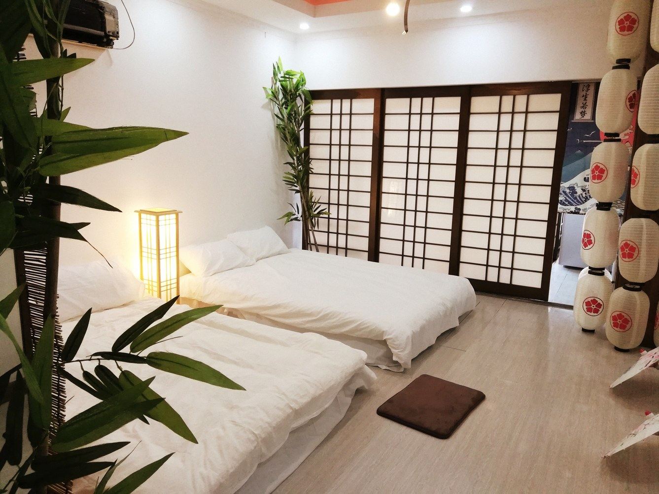 重庆长江边上公寓(5号店)