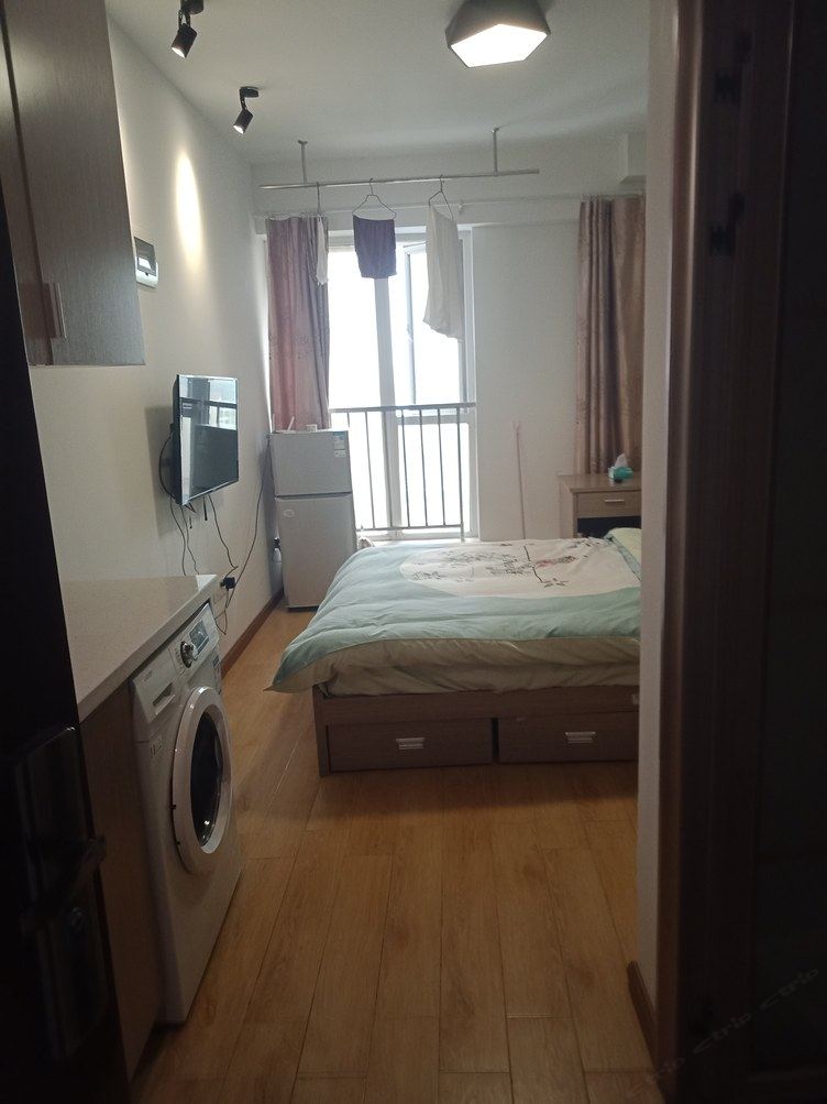 重庆寻觅kkw公寓(4号店)