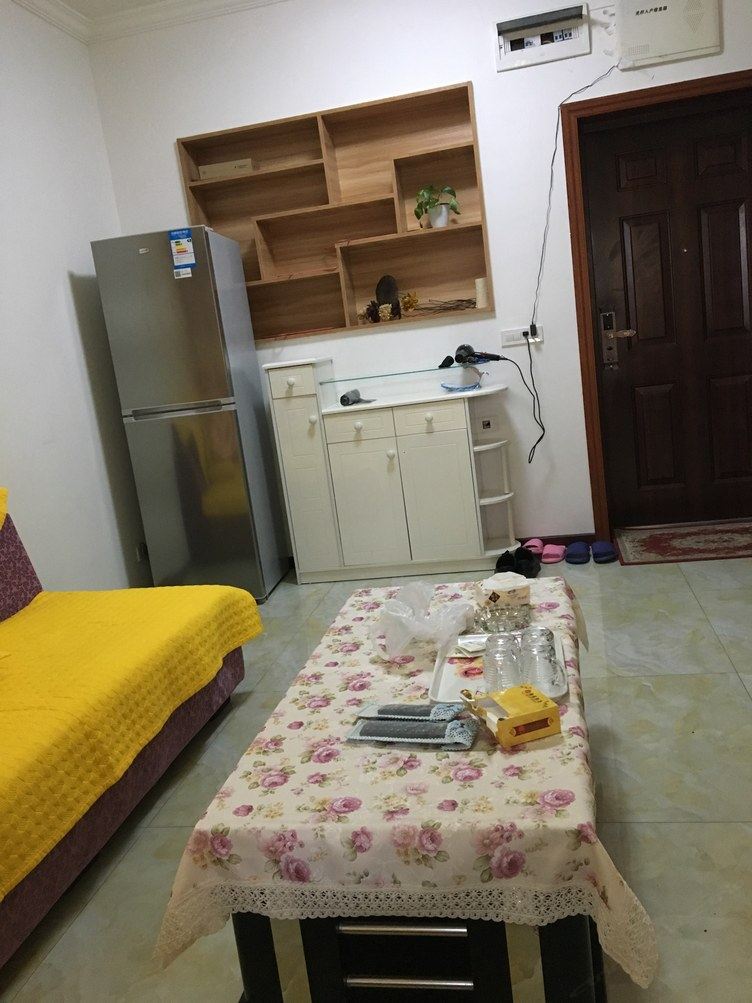 温馨二室一厅套房