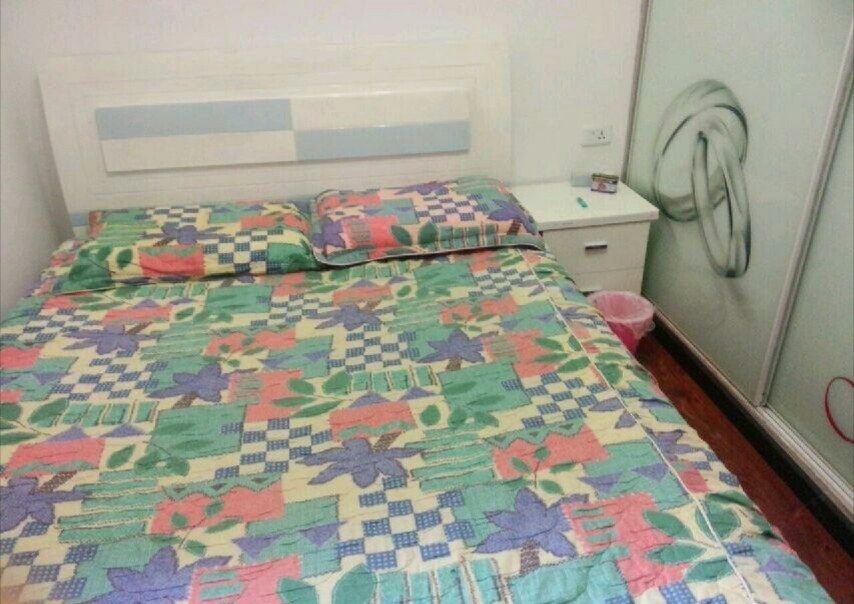 舒适二室一厅套房