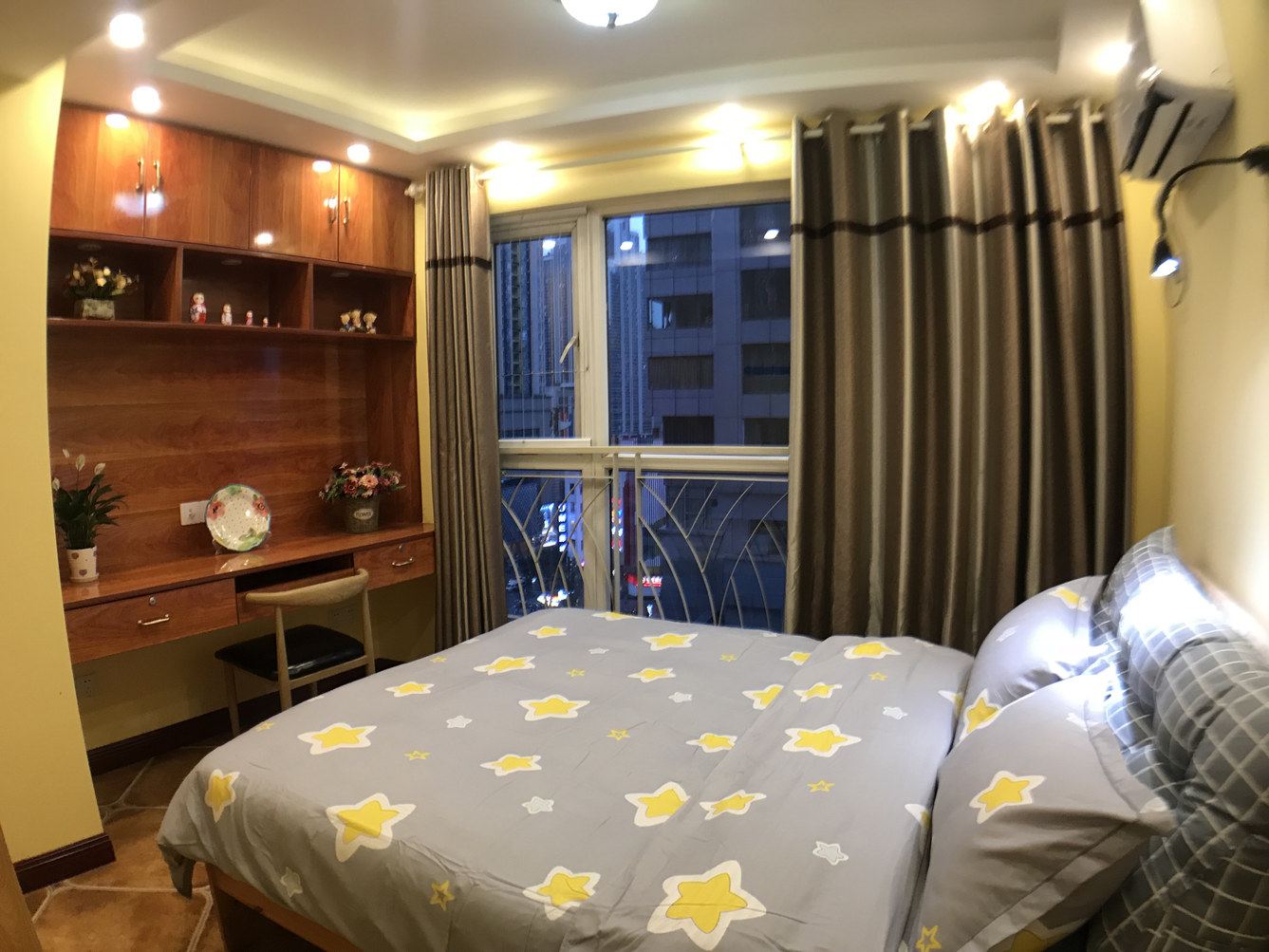 高层二室大床房